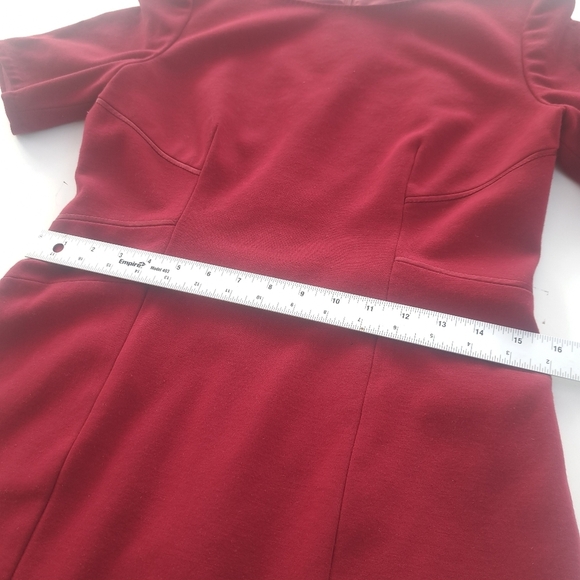 Elie Tahari Burgundy red sheath style‎ dress, size M back zipper, double lining. - Picture 10 of 16